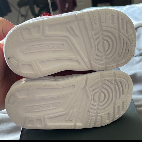 Toddler Jordan Max Aura - Picture 4 of 4